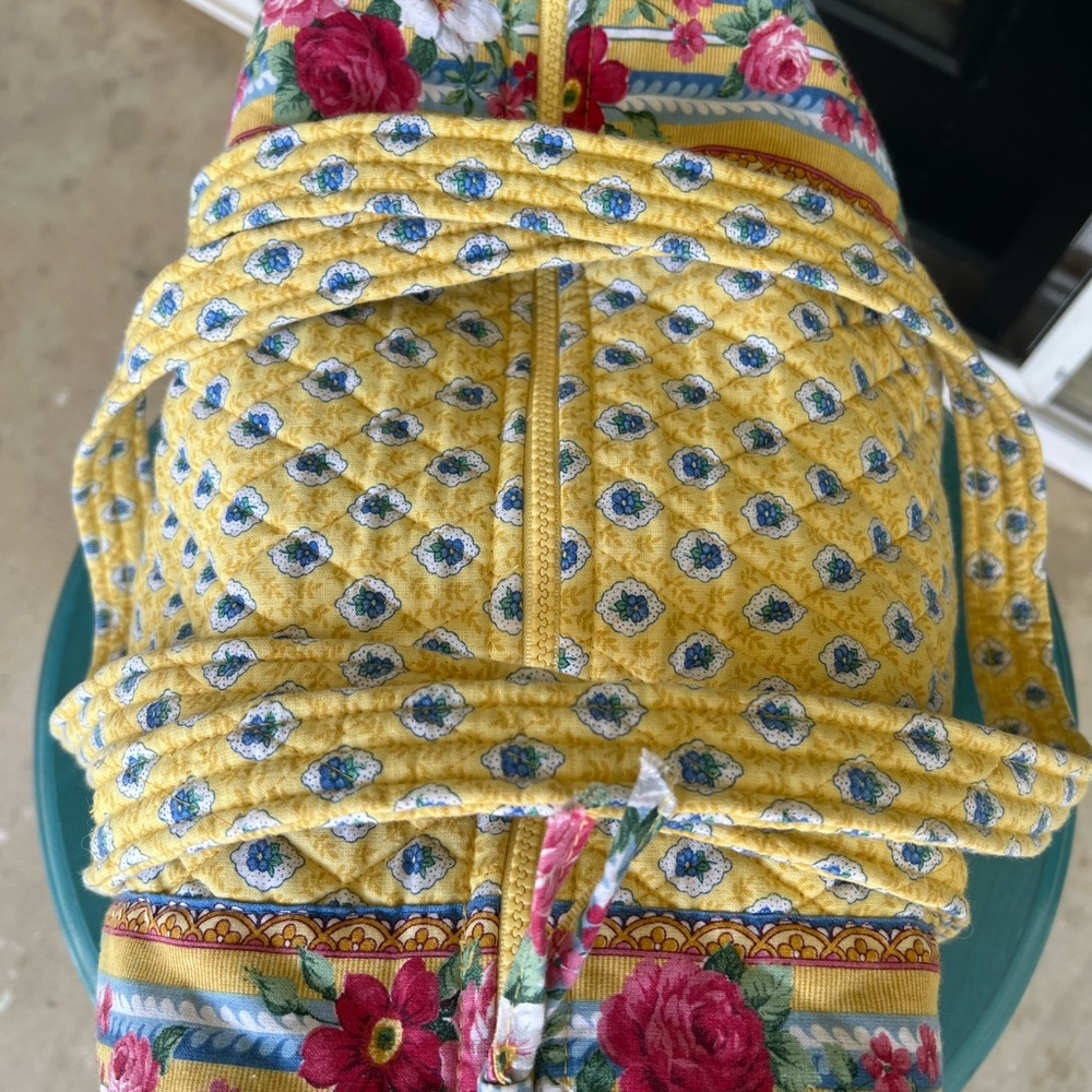 Vintage Vera Bradley Elizabeth Yellow Floral Duffle Bag - Picture 5 of 9